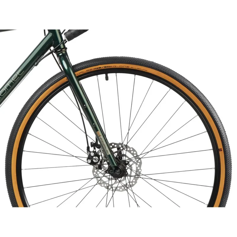 Erleben Sie die Freiheit des Offroad-Fahrens mit unserem hochwertigen Gravel Bike! Unser Gravel Bike wurde entwickelt, um Ihre Abenteuerlust zu stillen und gleichzeitig erstklassige Leistung und Vielseitigkeit zu bieten.