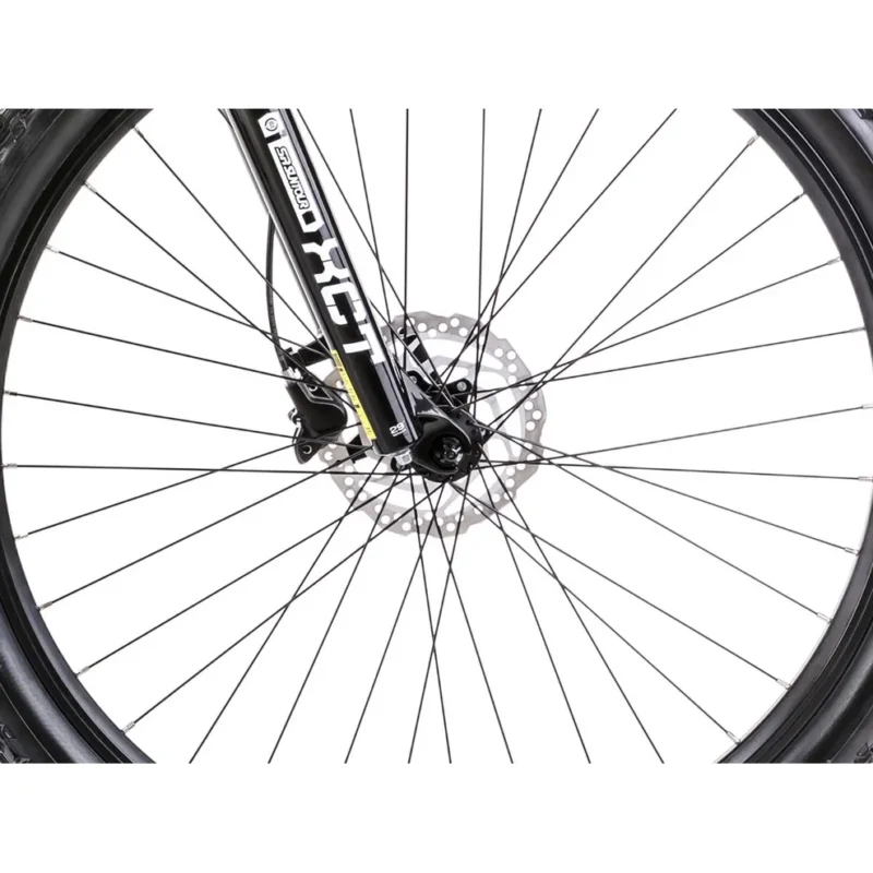 Machen Sie Ihre ersten Schritte in einem Mountainbike-Abenteuer? Interessieren Sie sich für Abfahrten und Anstiege im Gelände sowie für verschiedene Hindernisse? Der Mustang M2 wird eine ausgezeichnete Wahl sein.