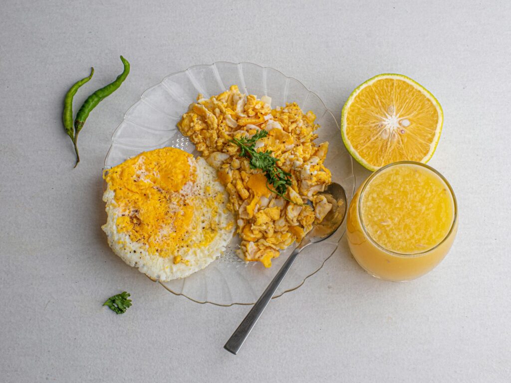 Rezept für Rührei auf Vollkornbrot