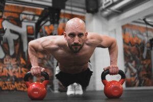 übungen mit kettlebell